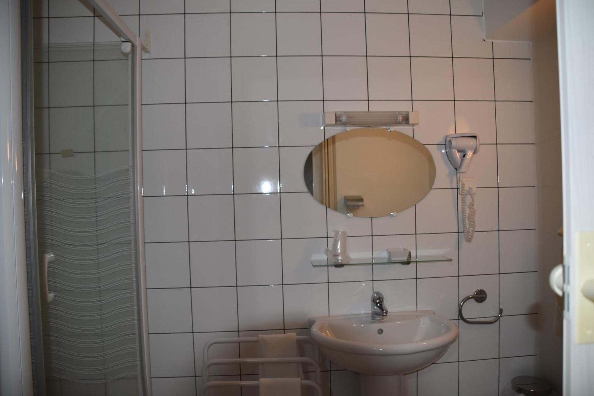 Le Rider Hotel Bort les Orgues Bagian luar foto