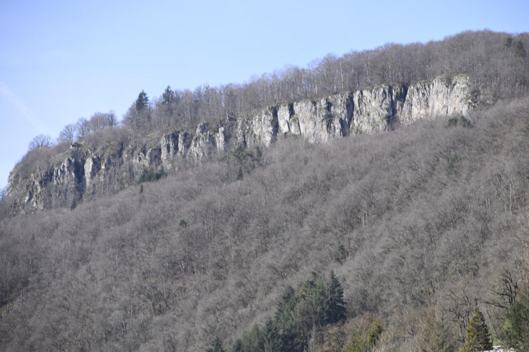 Le Rider Hotel Bort les Orgues Bagian luar foto