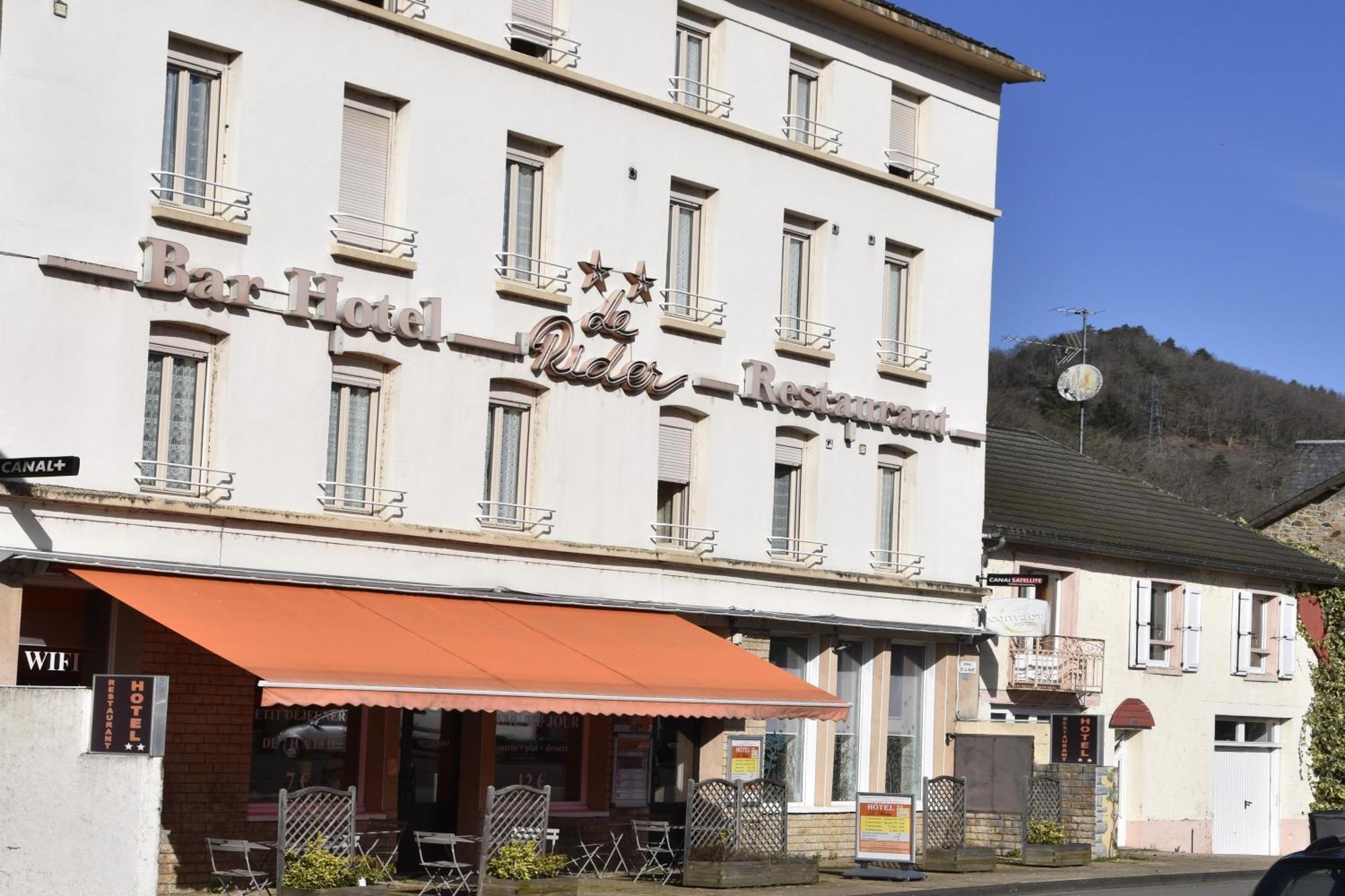 Le Rider Hotel Bort les Orgues Bagian luar foto