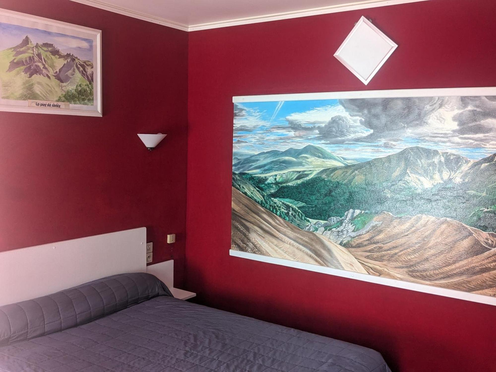 Le Rider Hotel Bort les Orgues Bagian luar foto